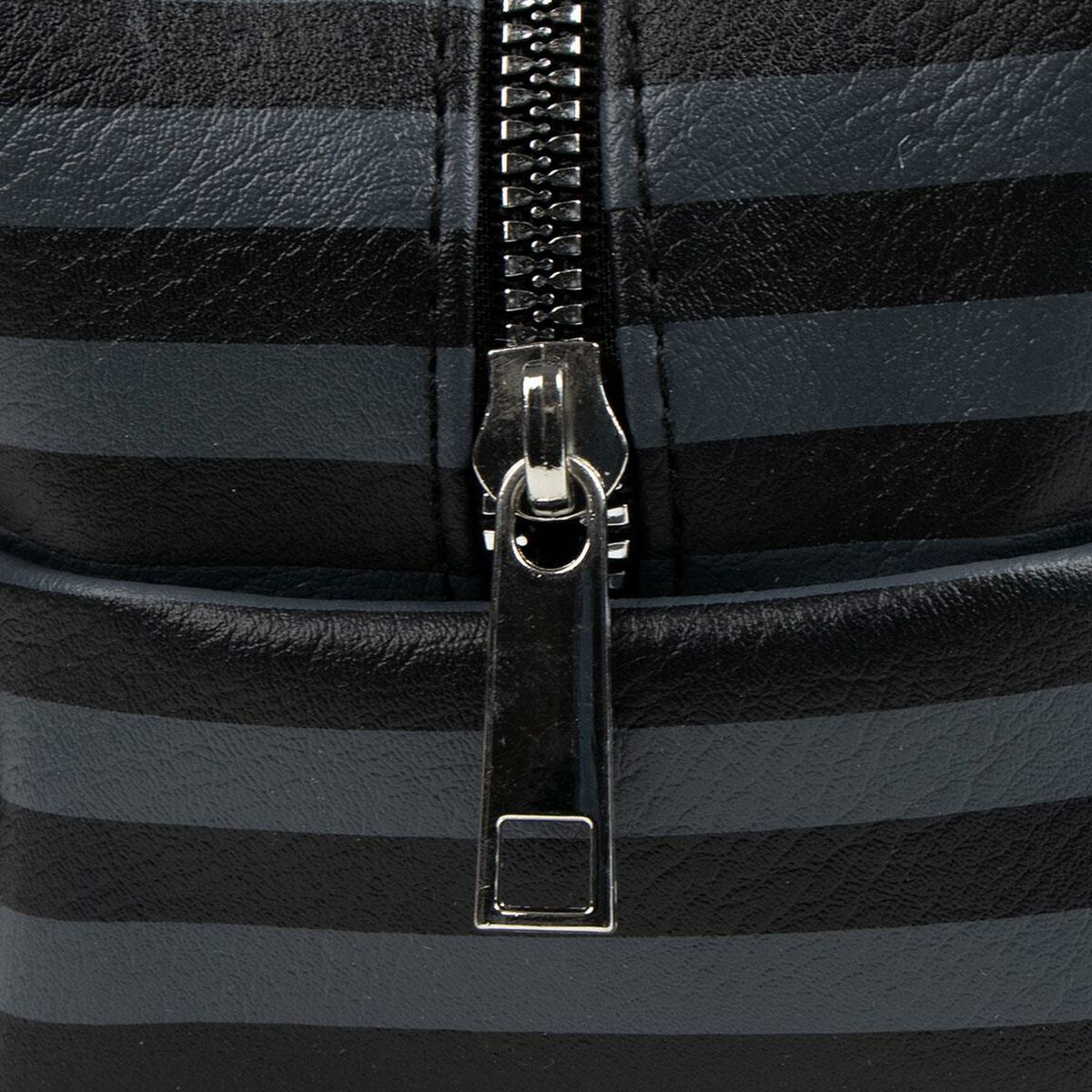 V3H5EA5D63E9865F1FC489DCFF9F0297B2CR4780716P1