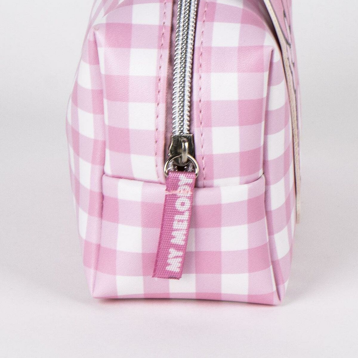 V3HD7233FEA12D6683AF6D4FF19E7F39A95R6623992P3